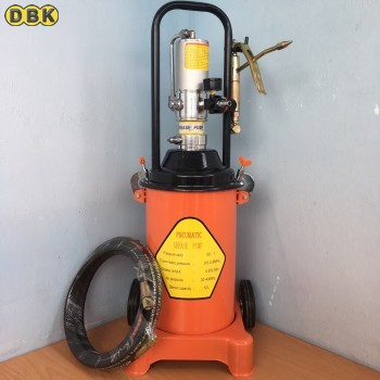 Máy bơm mỡ 12L DBK LD-608